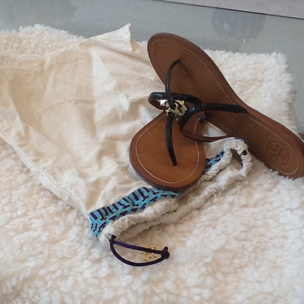 Tory Burch Black Leather T Strap Sandal